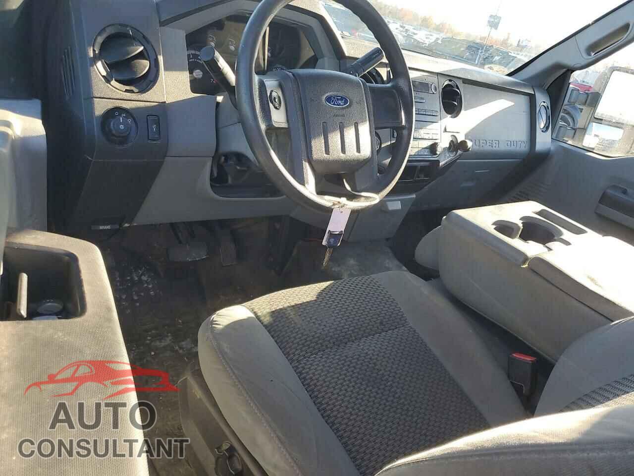 FORD F250 2015 - 1FTBF2B61FEA22332