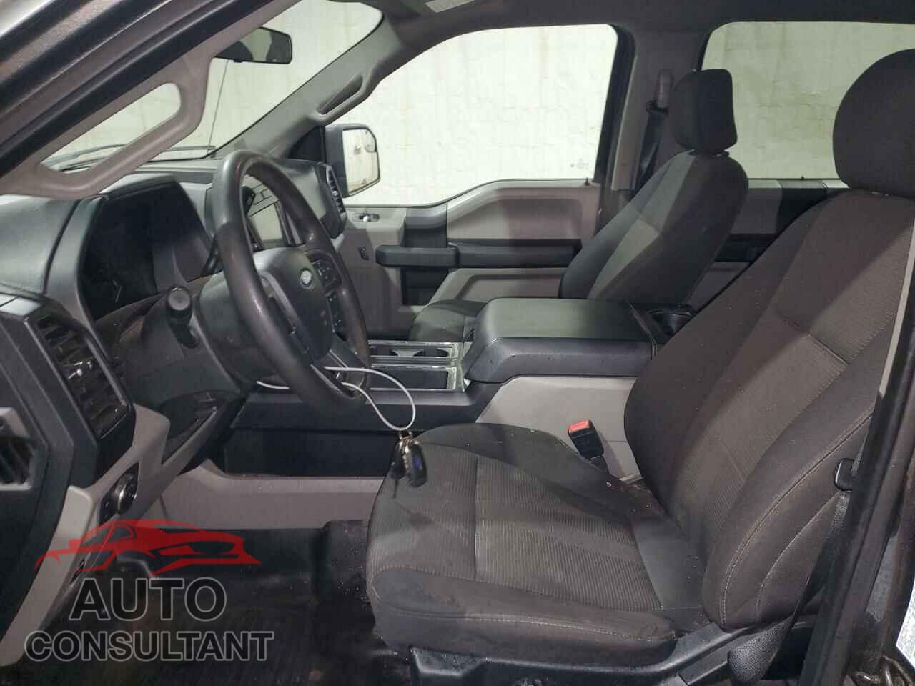 FORD F-150 2020 - 1FTEW1E40LFB17357