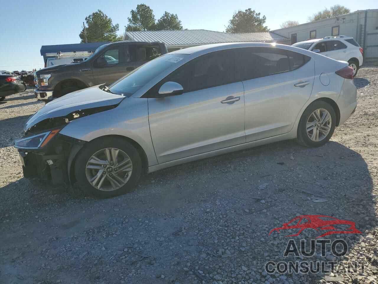 HYUNDAI ELANTRA 2019 - 5NPD84LF1KH459769