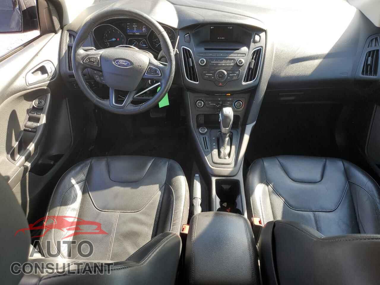 FORD FOCUS 2015 - 1FADP3K23FL386357