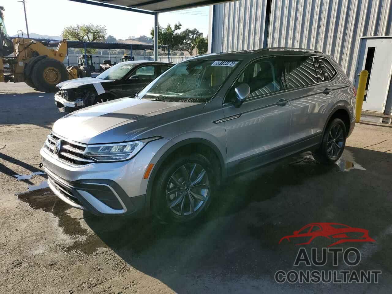 VOLKSWAGEN TIGUAN 2023 - 3VV3B7AX1PM114335