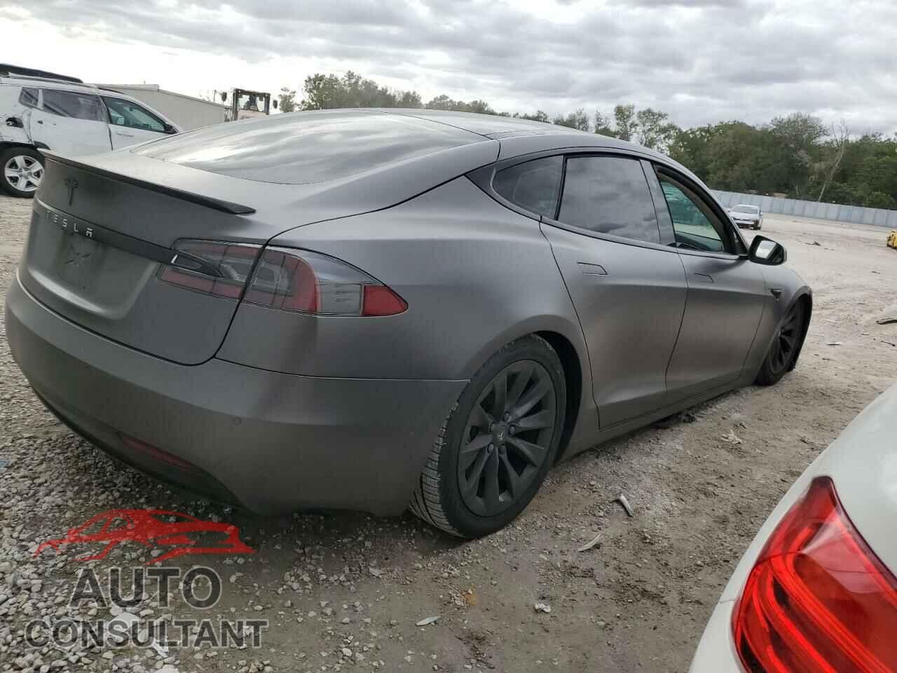 TESLA MODEL S 2016 - 5YJSA1E25GF168038