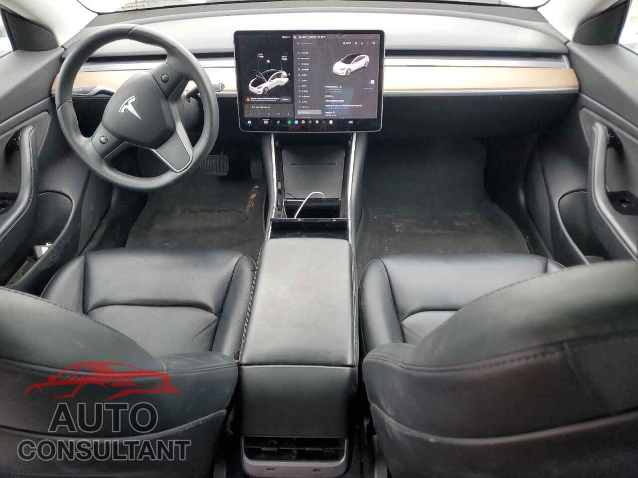 TESLA MODEL 3 2020 - 5YJ3E1EB8LF638615