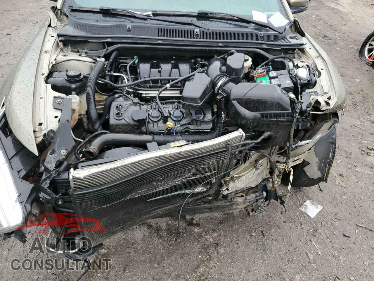 FORD TAURUS 2013 - 1FAHP2E80DG209864
