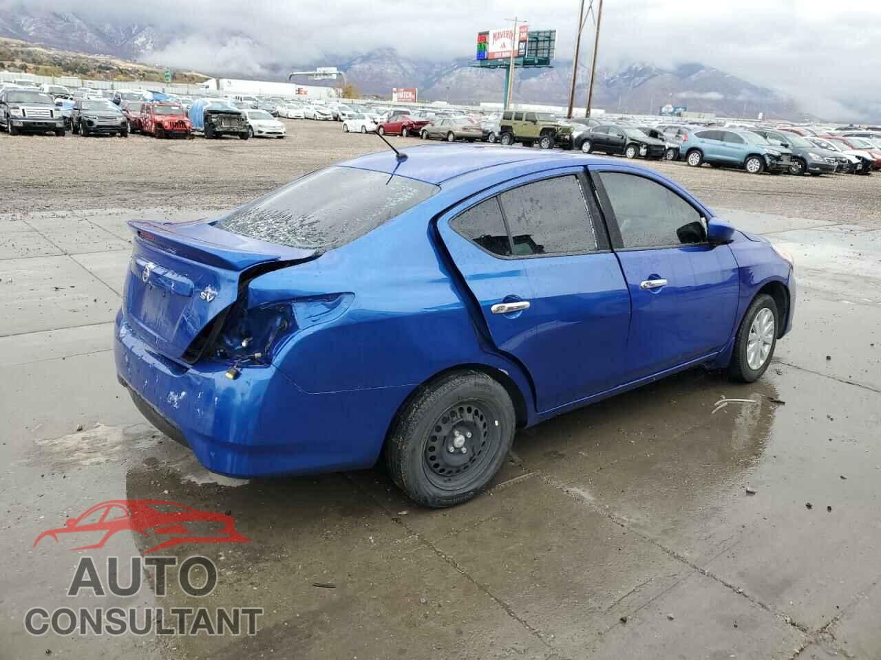 NISSAN VERSA 2017 - 3N1CN7AP3HL811909