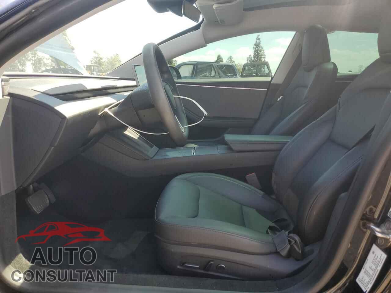 TESLA MODEL 3 2024 - 5YJ3E1EA4RF722656