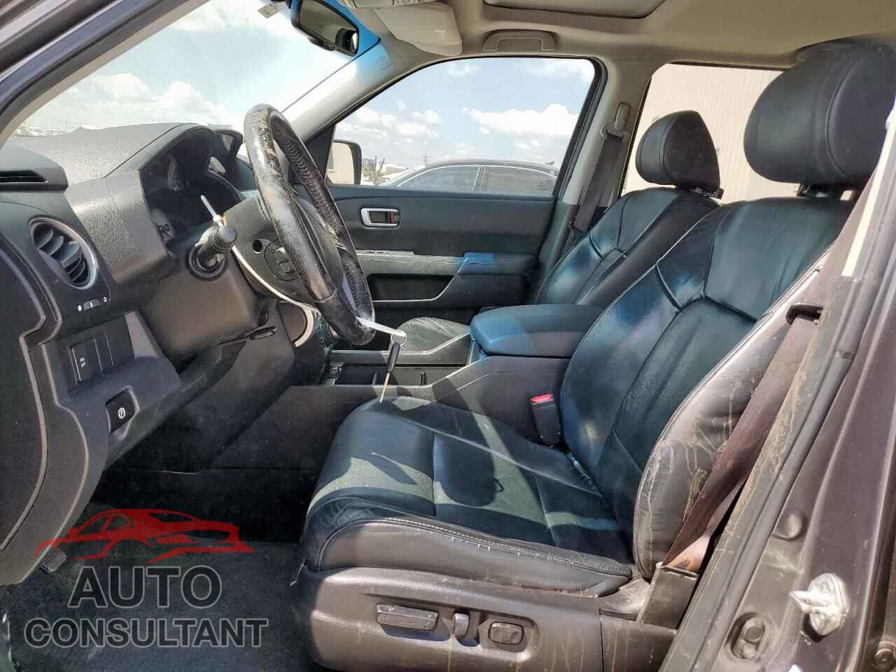HONDA PILOT 2011 - 5FNYF3H79BB056835