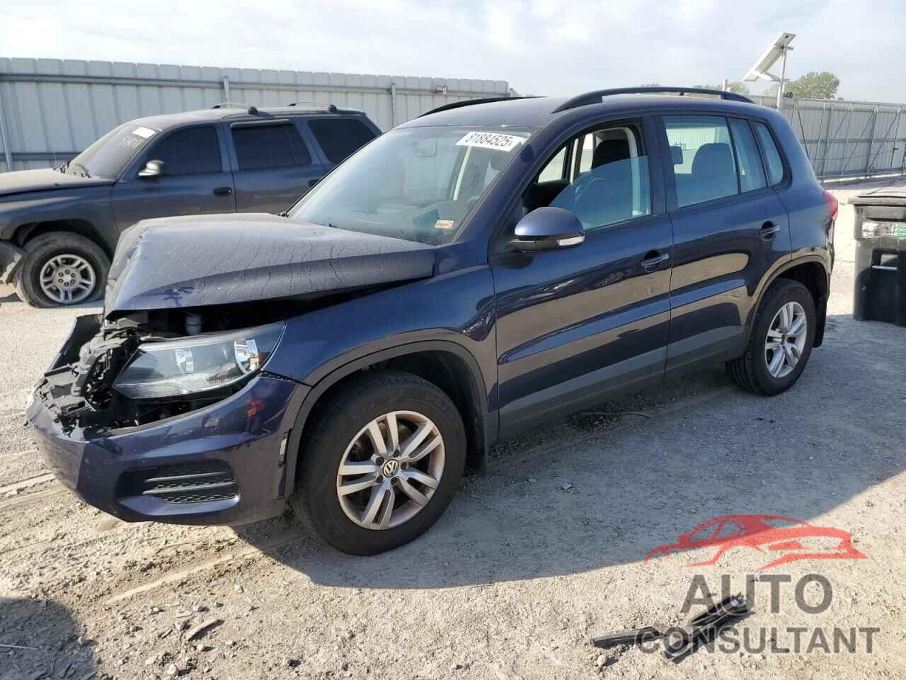 VOLKSWAGEN TIGUAN 2015 - WVGBV7AX0FW549617