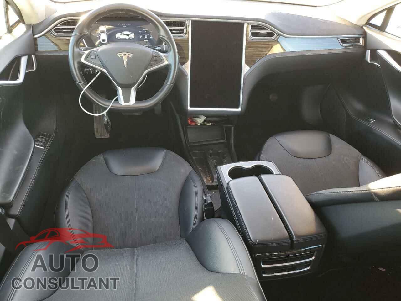 TESLA MODEL S 2016 - 5YJSA1E19GF131582