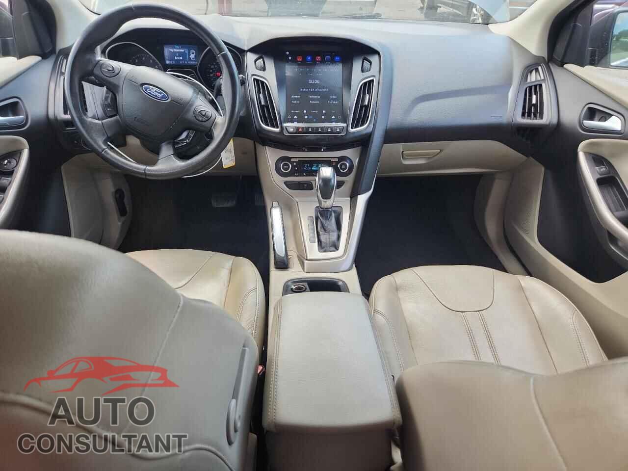 FORD FOCUS 2012 - 1FAHP3M2XCL331074