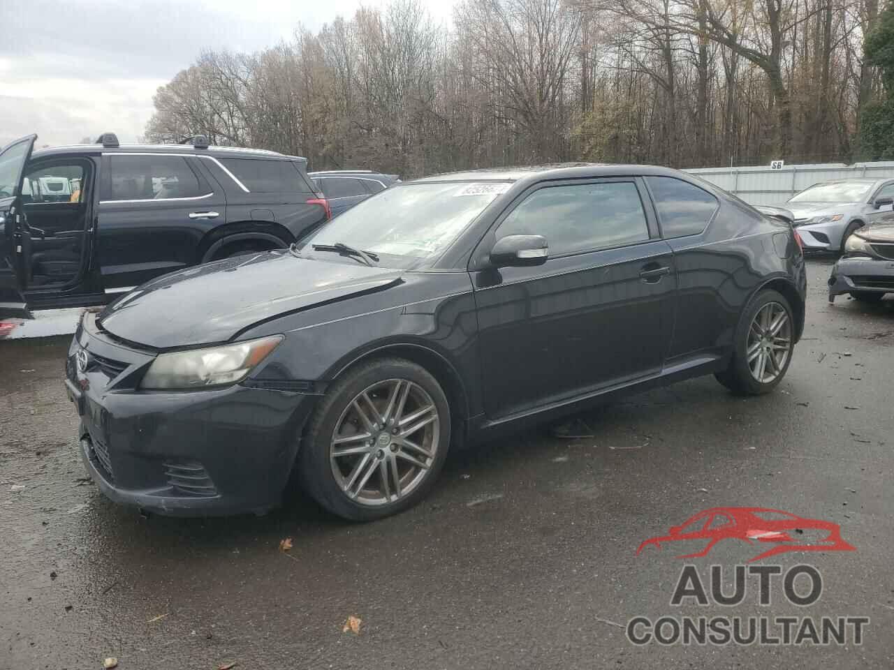 TOYOTA SCION 2011 - JTKJF5C71B3008224