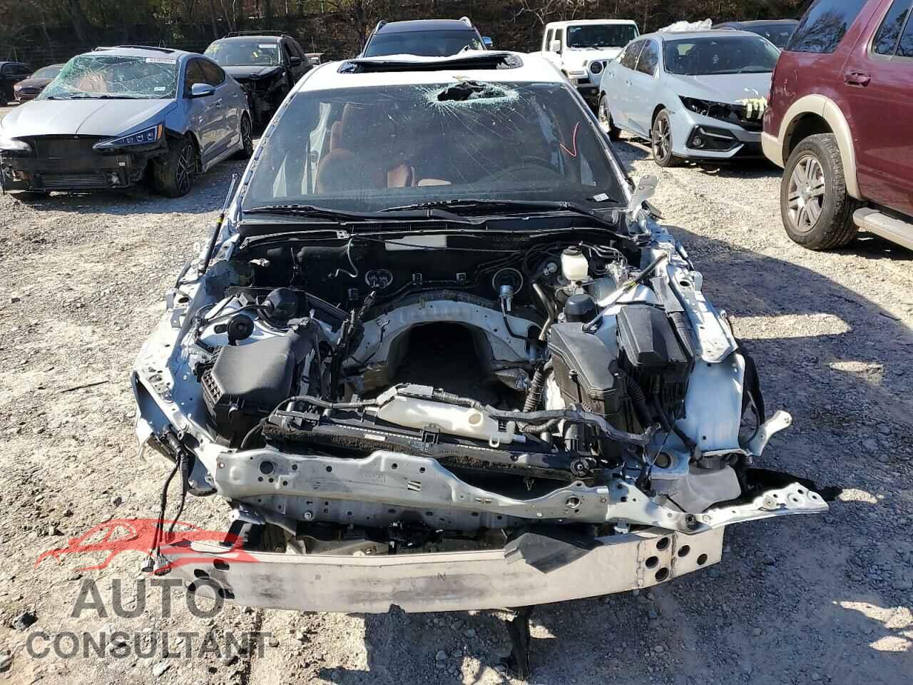 LEXUS IS 2014 - JTHBE1D23E5009618