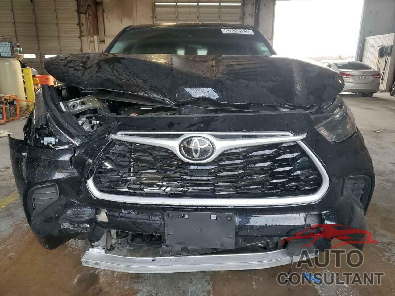 TOYOTA HIGHLANDER 2022 - 5TDCZRAH3NS544928