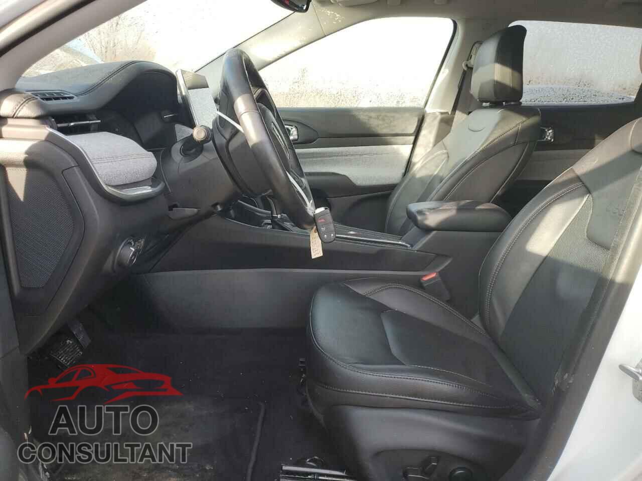 JEEP COMPASS 2022 - 3C4NJDFB8NT170300