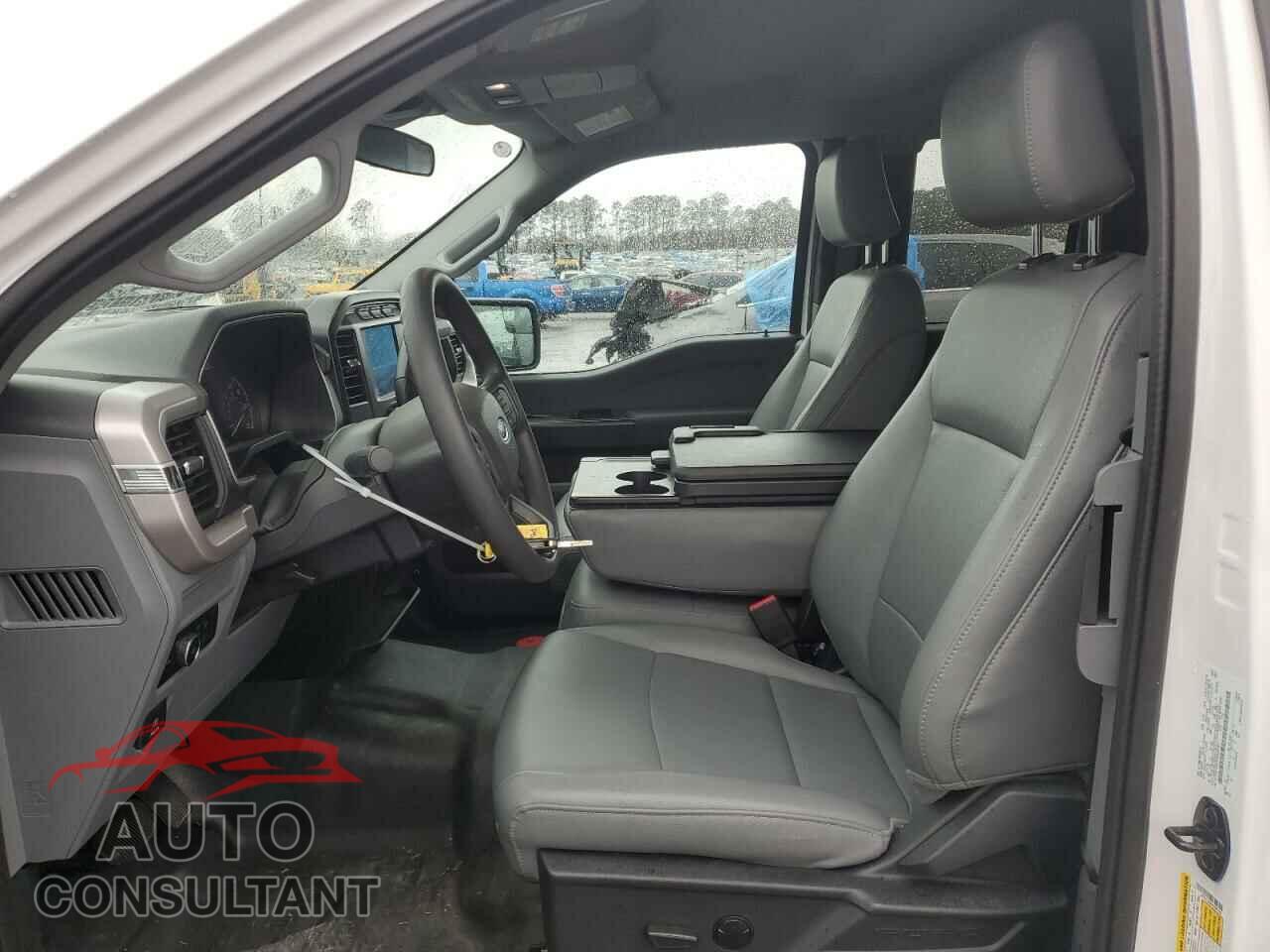 FORD F-150 2023 - 1FTFX1E8XPKG05782