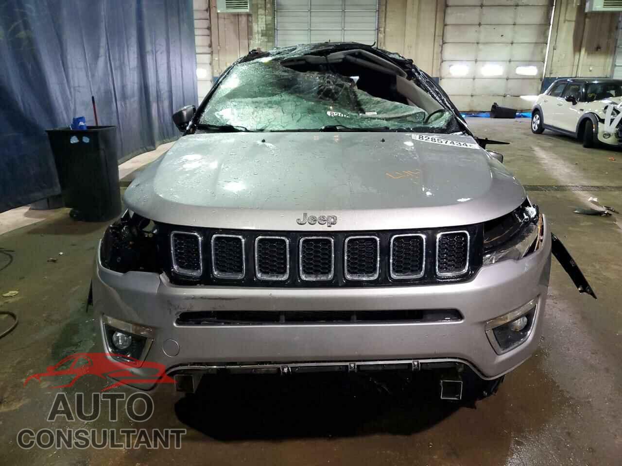 JEEP COMPASS 2019 - 3C4NJDCB2KT734149