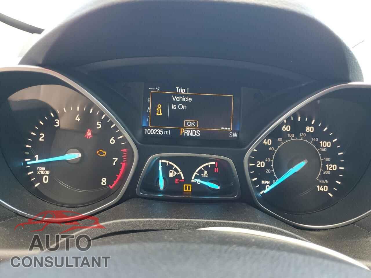 FORD ESCAPE 2018 - 1FMCU0F77JUD26468