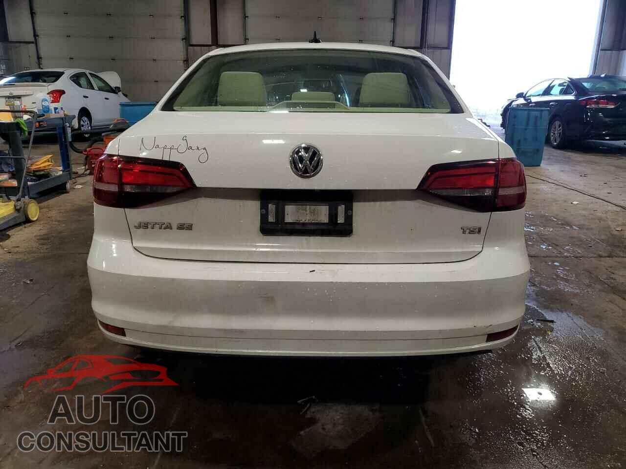 VOLKSWAGEN JETTA 2017 - 3VWDB7AJ4HM376248