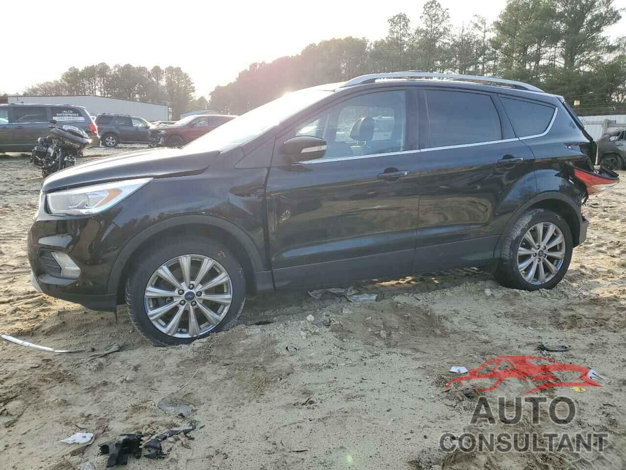 FORD ESCAPE 2017 - 1FMCU9J9XHUB91123