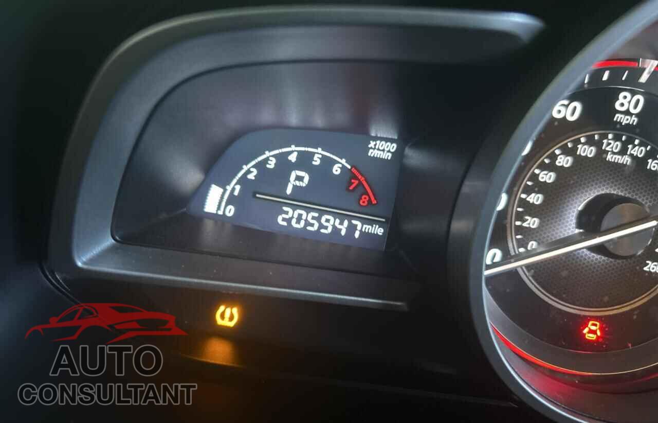 MAZDA 3 2014 - JM1BM1M79E1205456