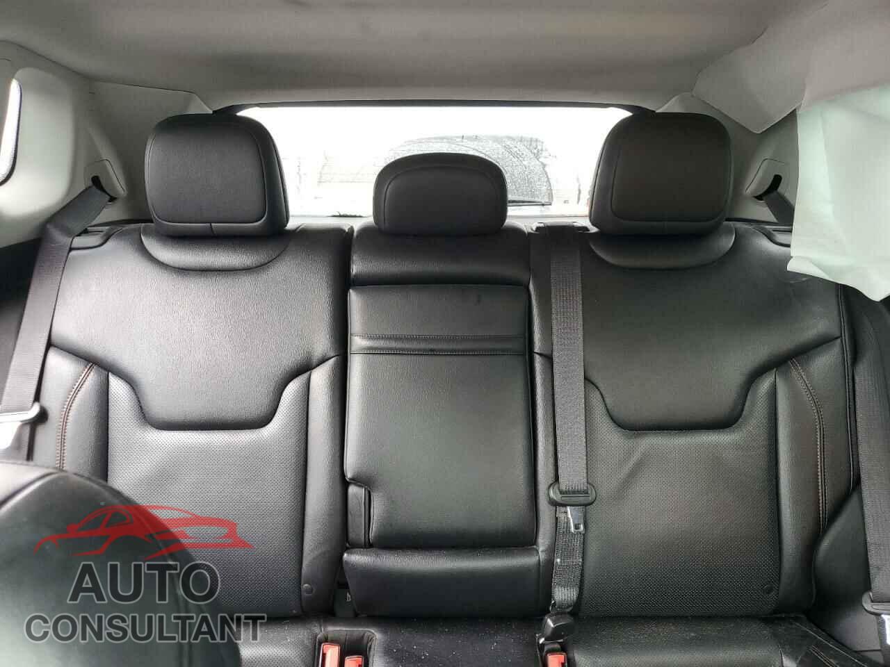 JEEP COMPASS 2017 - 3C4NJDCB2HT628082