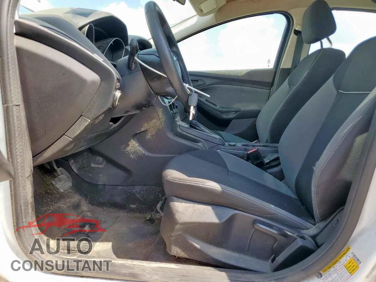 FORD FOCUS 2014 - 1FADP3E2XEL207970