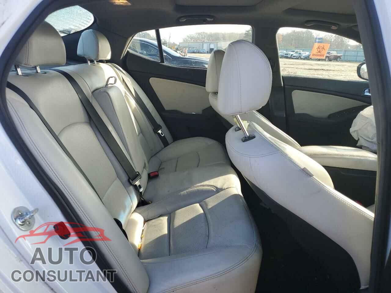 KIA OPTIMA 2013 - 5XXGR4A63DG147965
