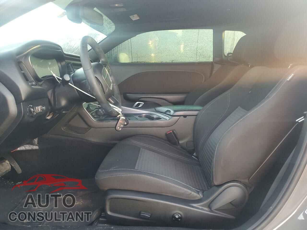 DODGE CHALLENGER 2018 - 2C3CDZAG1JH171875