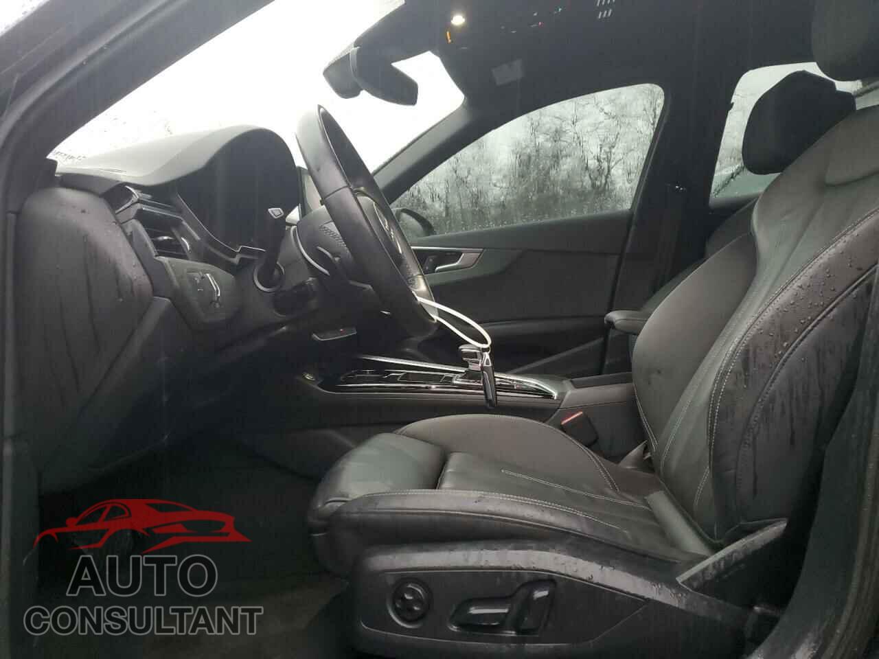 AUDI A4 2021 - WAUDAAF40MN002805