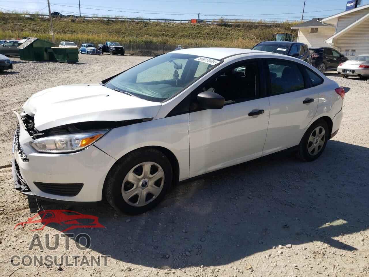 FORD FOCUS 2018 - 1FADP3E23JL267826
