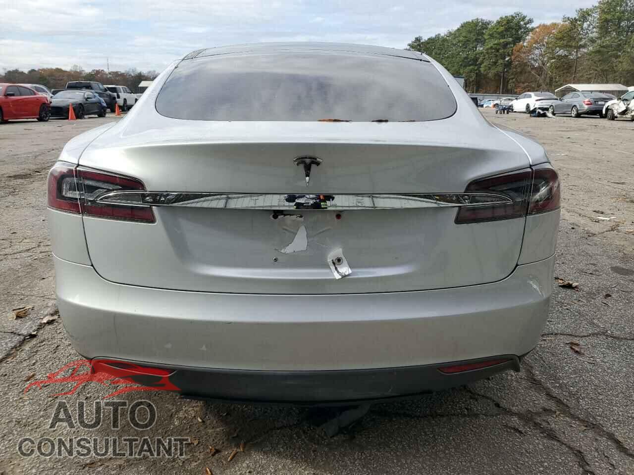 TESLA MODEL S 2013 - 5YJSA1CG1DFP16594