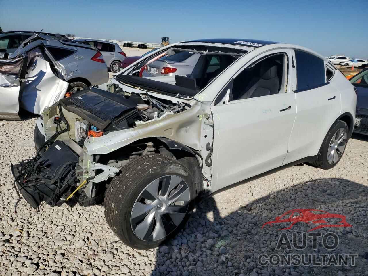 TESLA MODEL Y 2023 - 7SAYGDEE6PA147428