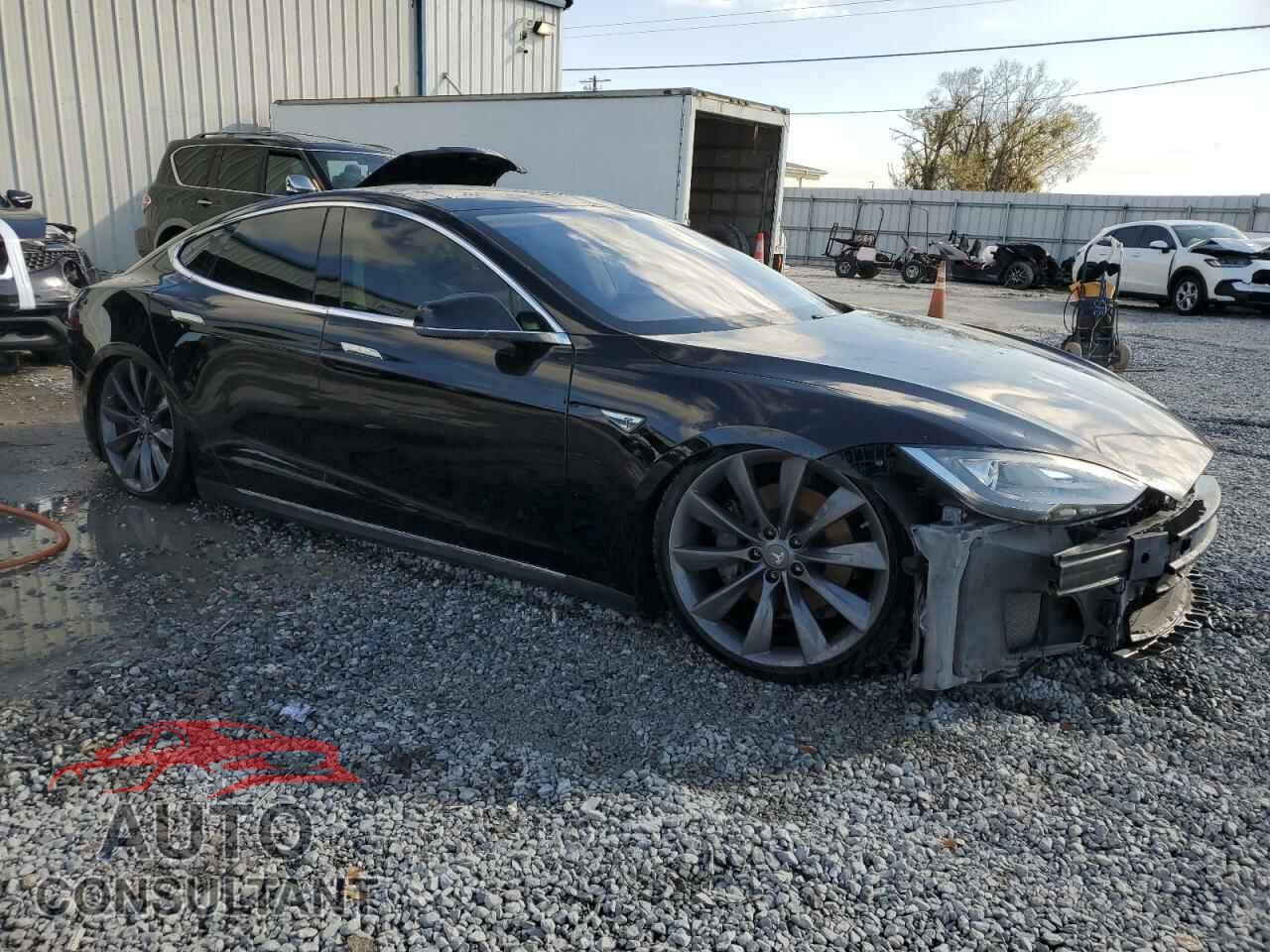 TESLA MODEL S 2013 - 5YJSA1DP7DFP14136
