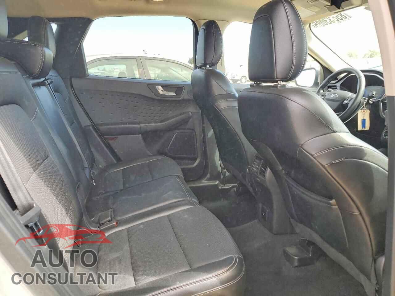 FORD ESCAPE 2020 - 1FMCU9J94LUA14995