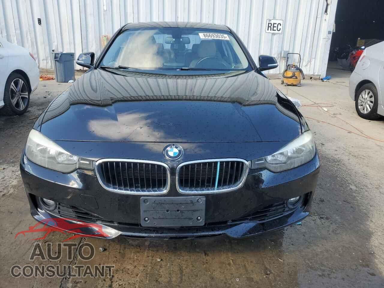 BMW 3 SERIES 2013 - WBA3B3C58DF536100
