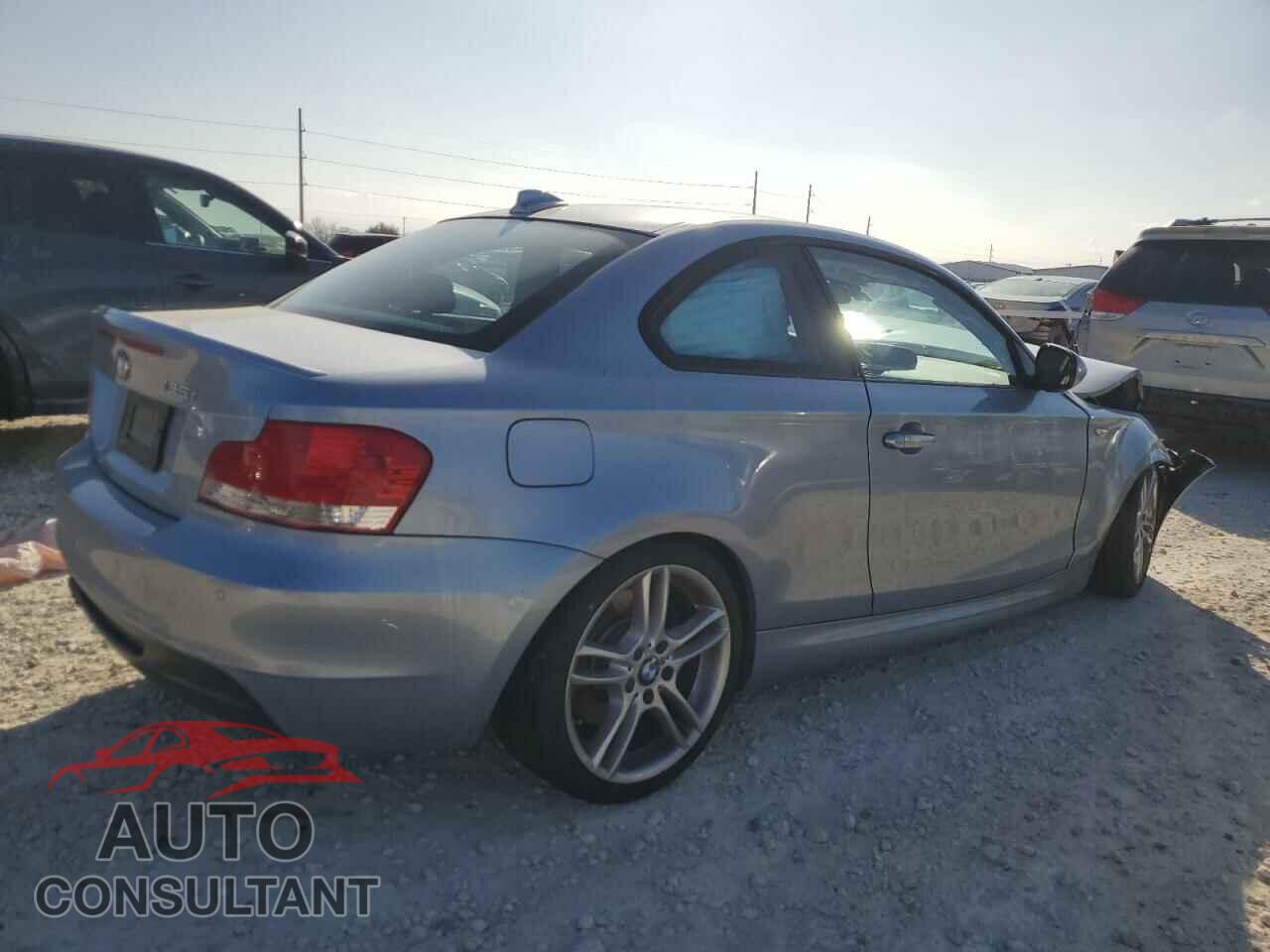 BMW 1 SERIES 2011 - WBAUC9C59BVM11260