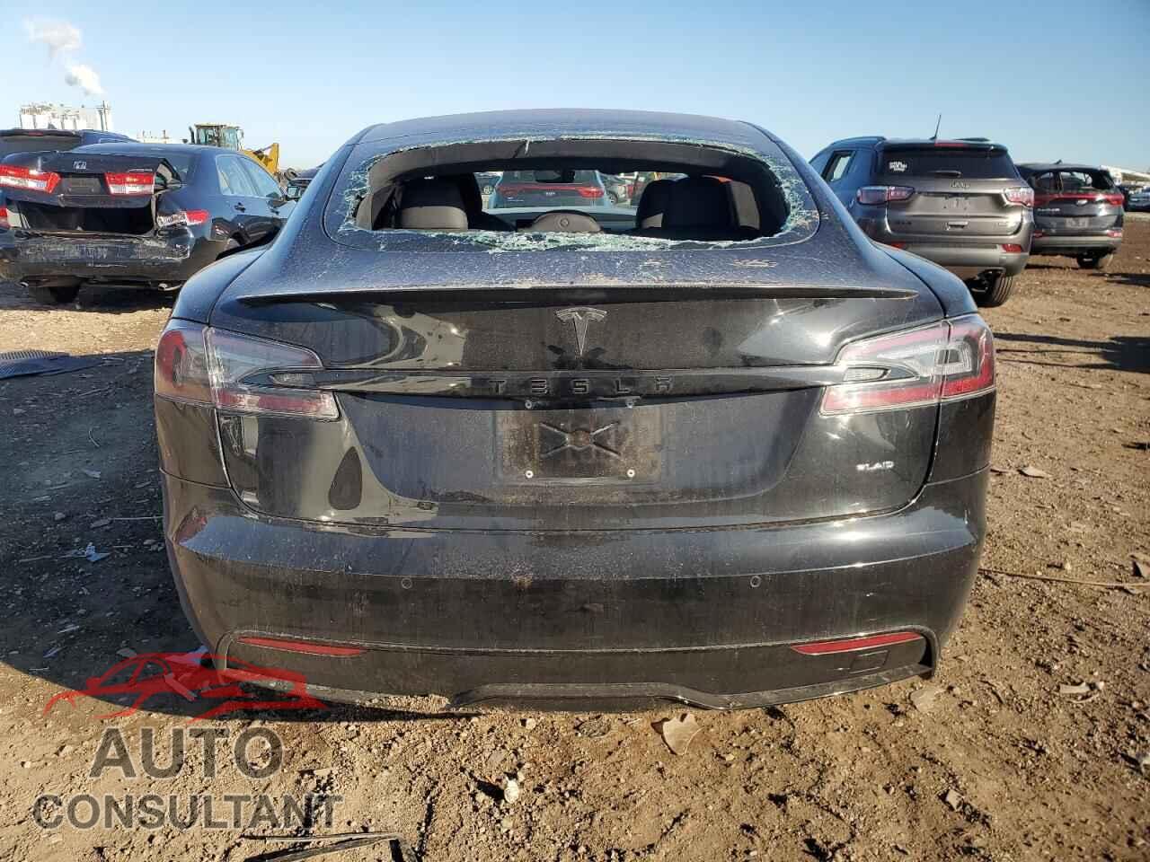 TESLA MODEL S 2021 - 5YJSA1E63MF453447