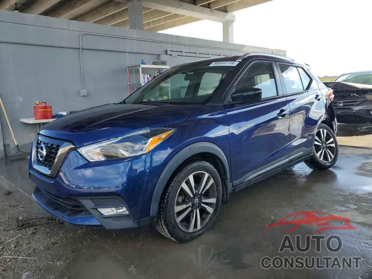 NISSAN KICKS 2019 - 3N1CP5CU8KL514966