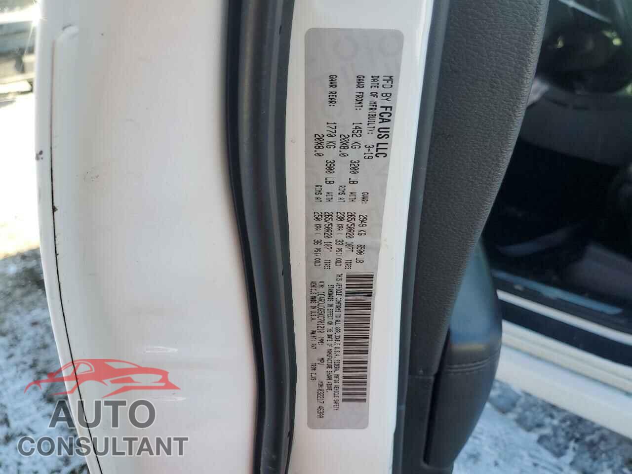 DODGE DURANGO 2019 - 1C4RDJDG5KC701210