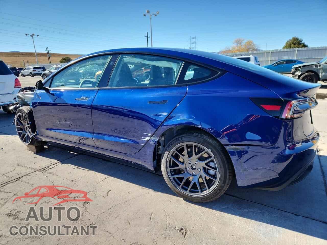 TESLA MODEL 3 2025 - 5YJ3E1EA2SF039201