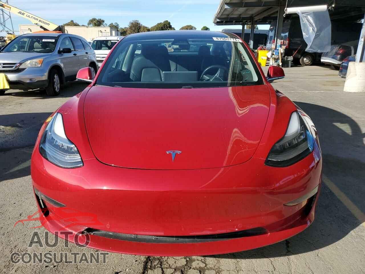 TESLA MODEL 3 2018 - 5YJ3E1EA3JF031168