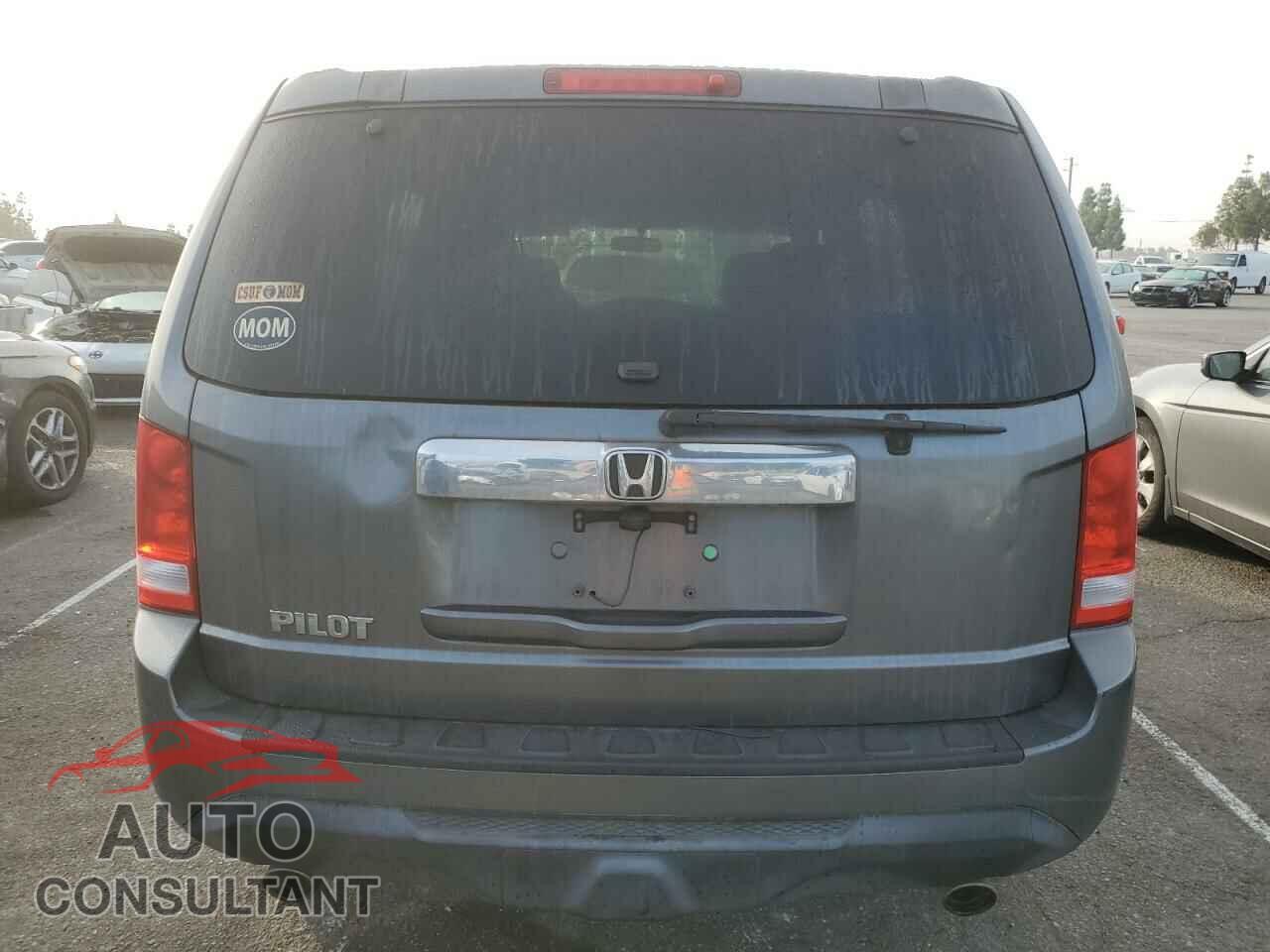 HONDA PILOT 2012 - 5FNYF3H41CB015932
