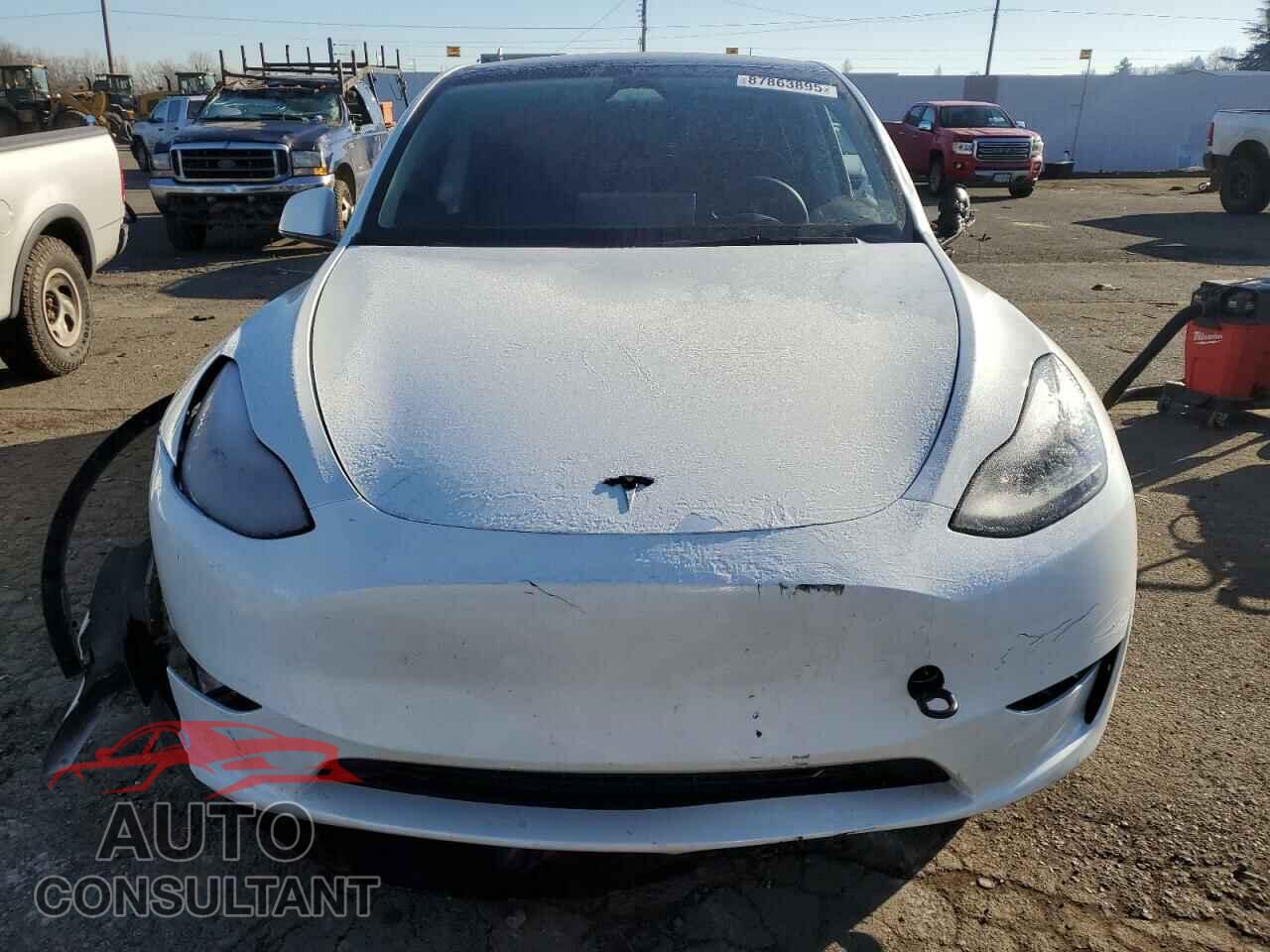 TESLA MODEL Y 2024 - 7SAYGDEE0RF044320