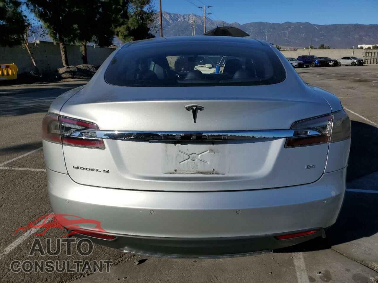 TESLA MODEL S 2013 - 5YJSA1CN7DFP27193