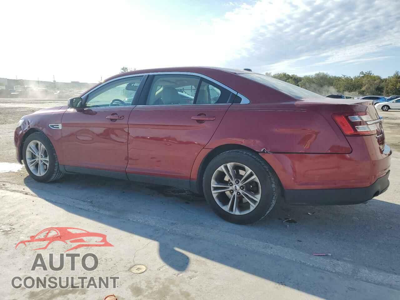 FORD TAURUS 2017 - 1FAHP2E82HG133036