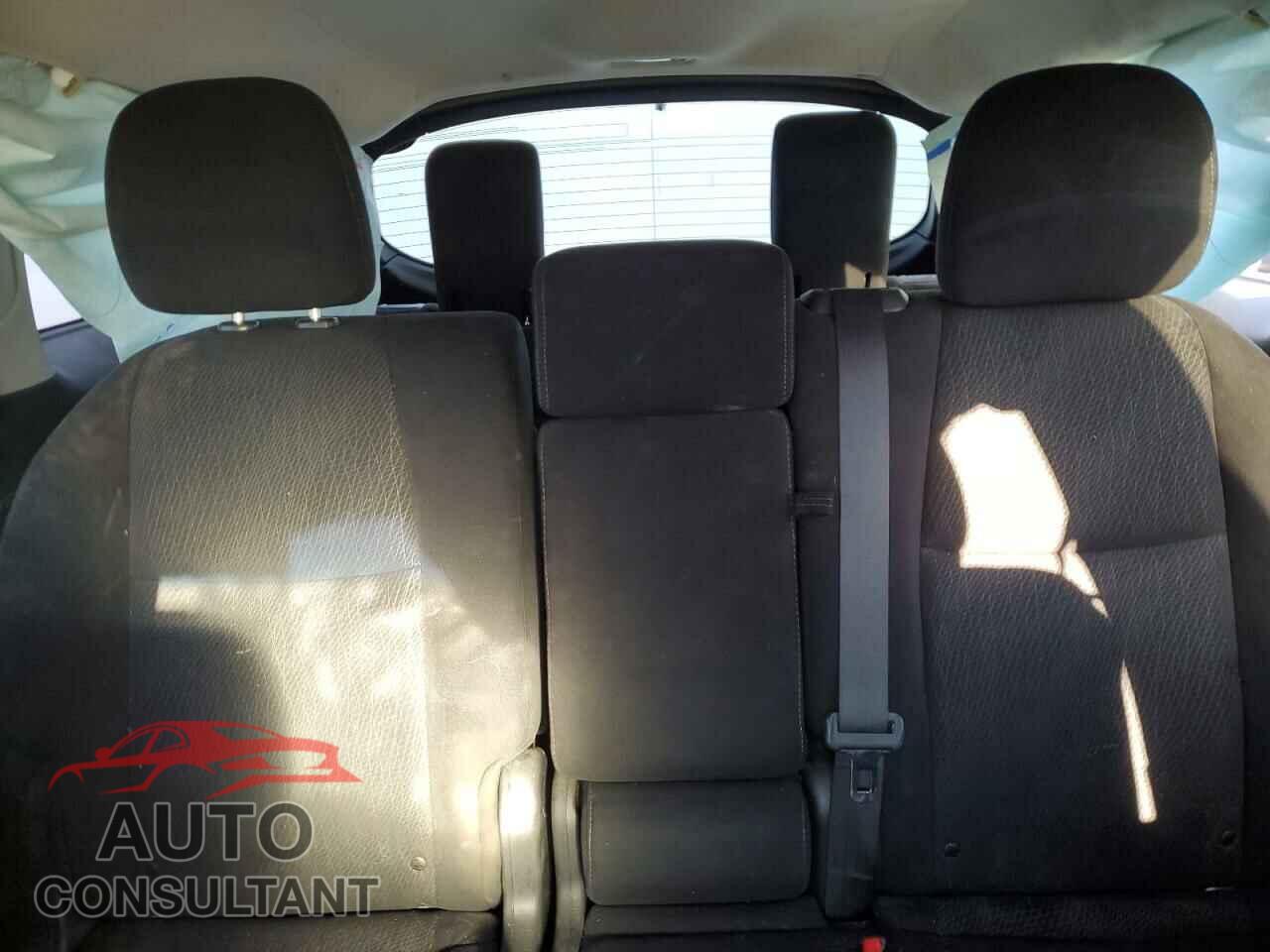 NISSAN PATHFINDER 2013 - 5N1AR2MM3DC663985
