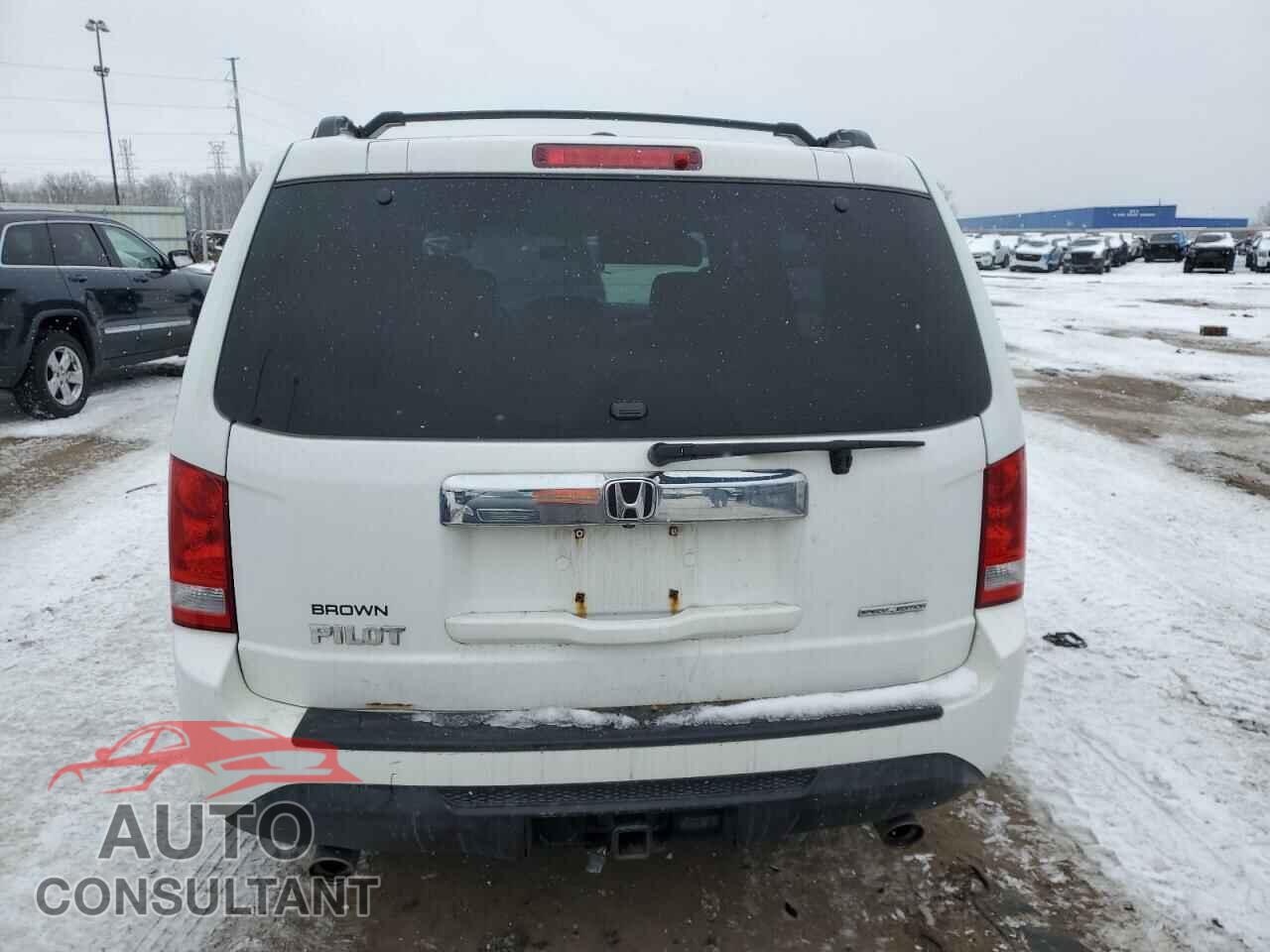 HONDA PILOT 2015 - 5FNYF3H37FB027885