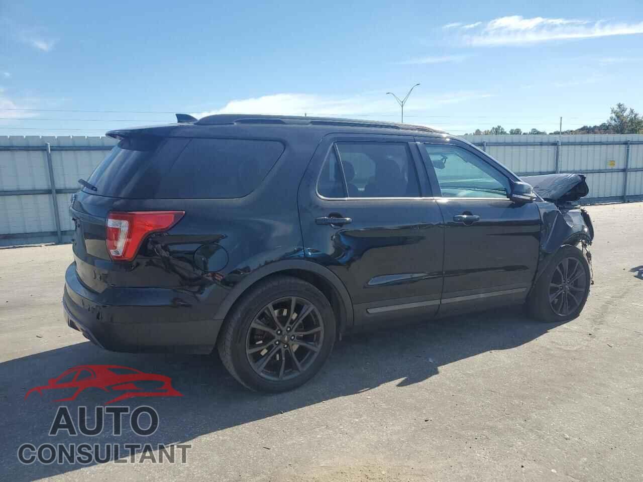 FORD EXPLORER 2017 - 1FM5K7D89HGA20156