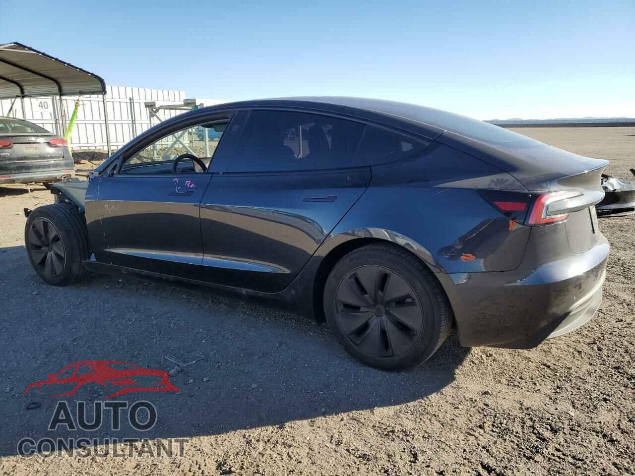 TESLA MODEL 3 2024 - 5YJ3E1EA9RF736245