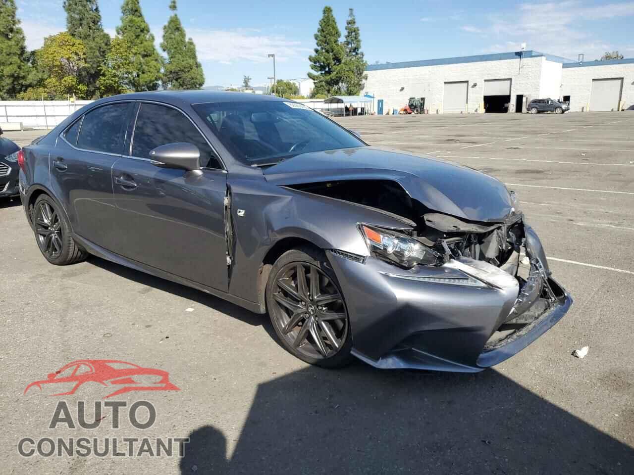 LEXUS IS 2015 - JTHBE1D25F5019942